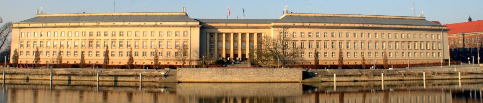 budynek Urzędu Wojewódzkiego we Wrocławiu